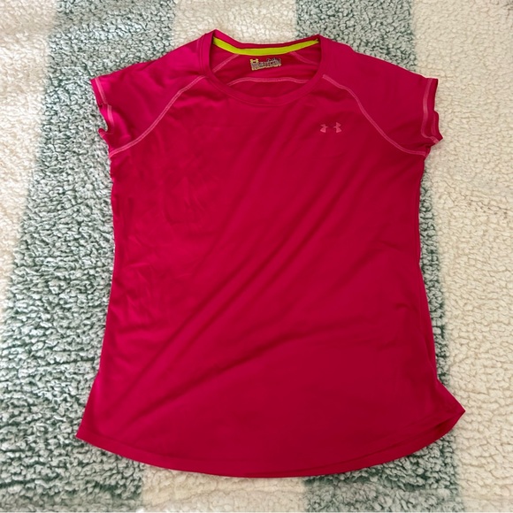 Pink Under Armour Top - Picture 1 of 5
